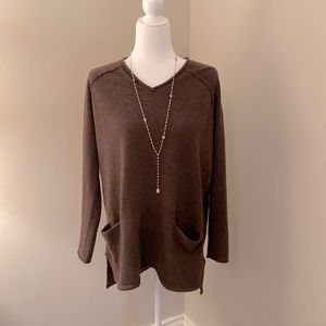 100% Cashmere sweater by Kinross Cashmere. Size S